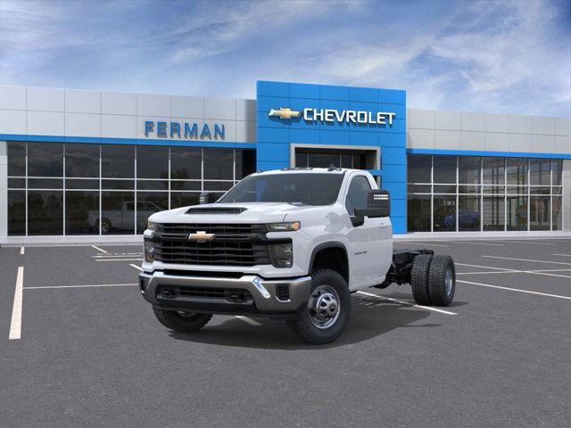 new 2025 Chevrolet Silverado 3500 car, priced at $51,343
