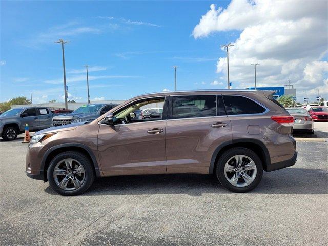 used 2017 Toyota Highlander car, priced at $23,888