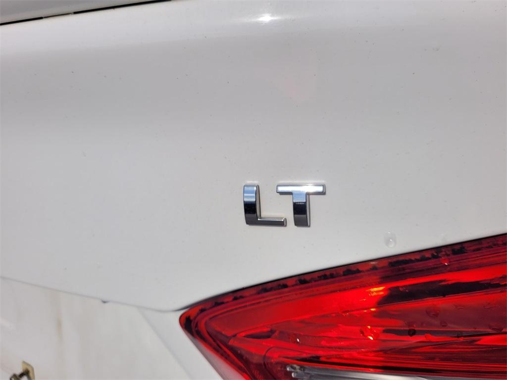 used 2016 Chevrolet Cruze car, priced at $9,988