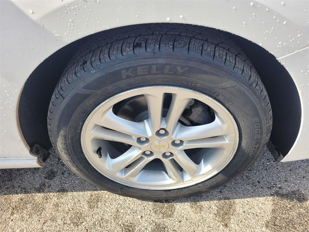 used 2016 Chevrolet Cruze car, priced at $9,988