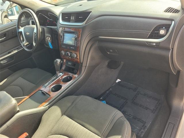 used 2014 Chevrolet Traverse car, priced at $9,000