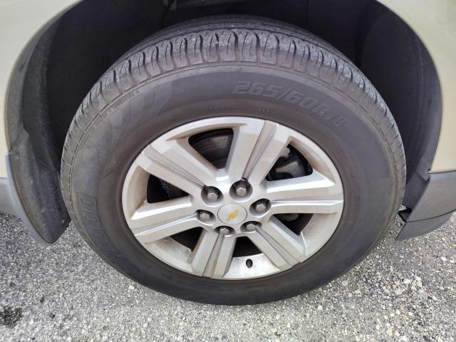 used 2014 Chevrolet Traverse car, priced at $9,988
