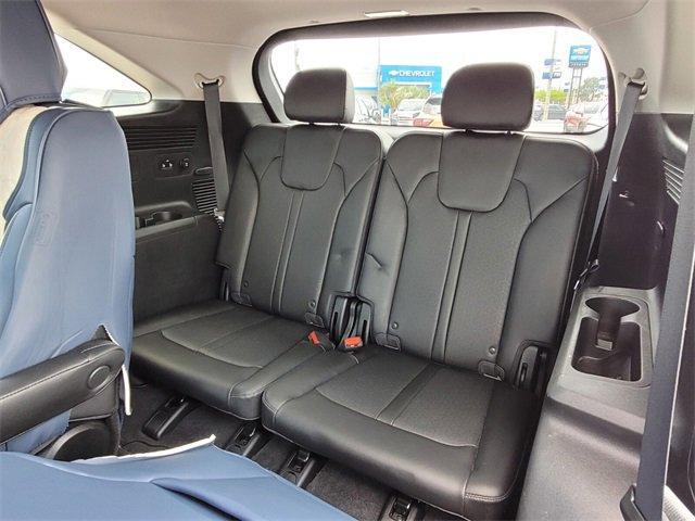 used 2023 Kia Sorento car, priced at $27,988