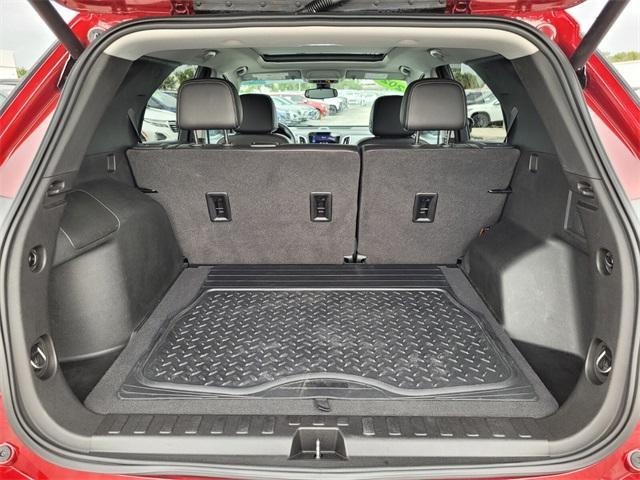 used 2021 Chevrolet Equinox car, priced at $21,888