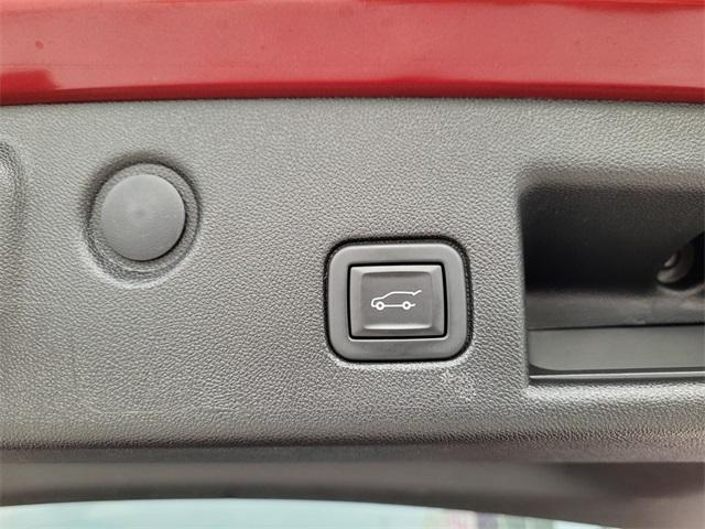 used 2021 Chevrolet Equinox car, priced at $21,888