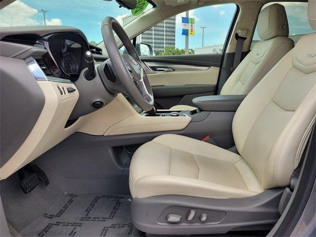 used 2020 Cadillac XT5 car, priced at $28,988