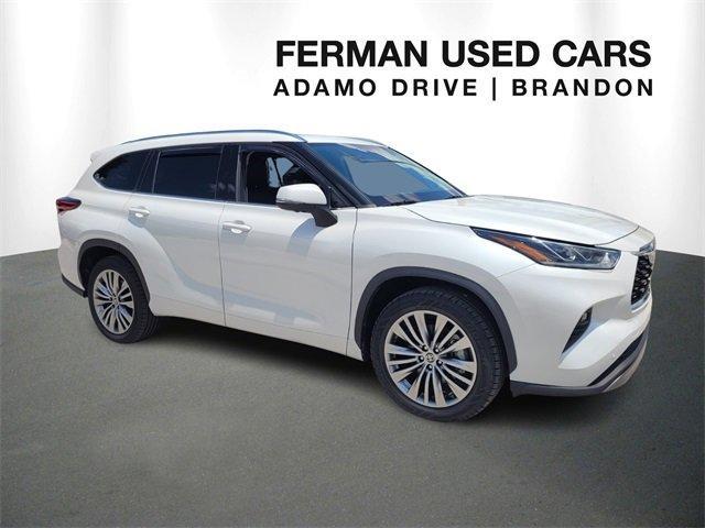 used 2023 Toyota Highlander Hybrid car, priced at $46,987
