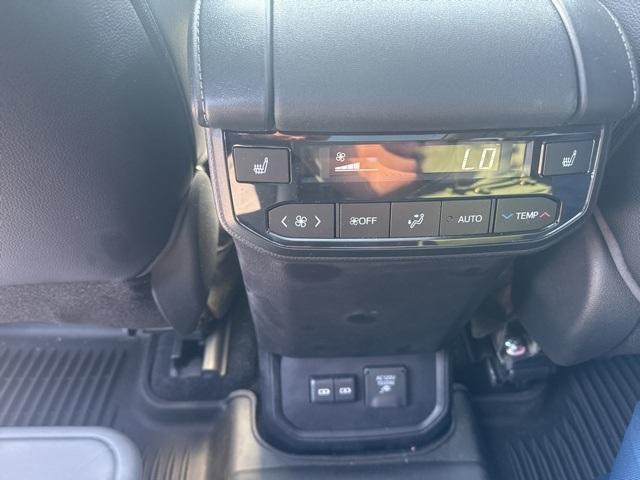 used 2023 Toyota Highlander Hybrid car, priced at $47,987