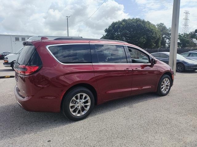 used 2022 Chrysler Pacifica car, priced at $28,987