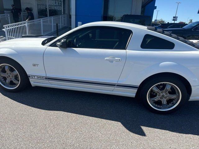 used 2006 Ford Mustang car