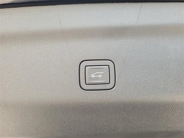 used 2025 GMC Yukon car, priced at $76,988