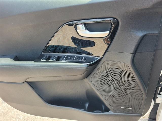 used 2020 Kia Niro EV car, priced at $15,987