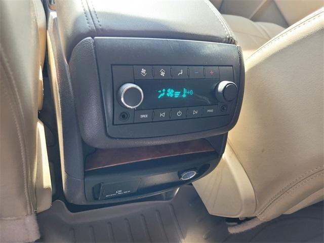 used 2012 Buick Enclave car, priced at $7,000