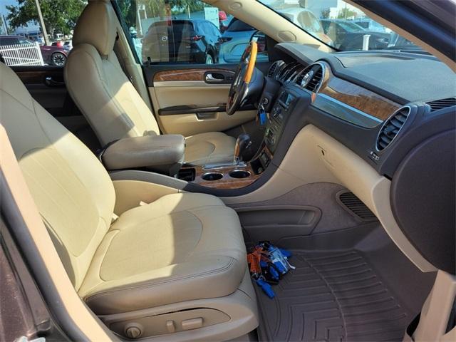 used 2012 Buick Enclave car, priced at $7,000