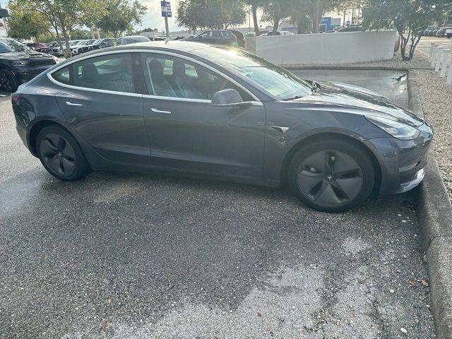 used 2019 Tesla Model 3 car