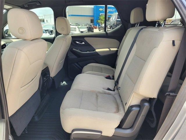 used 2023 Chevrolet Traverse car, priced at $27,988