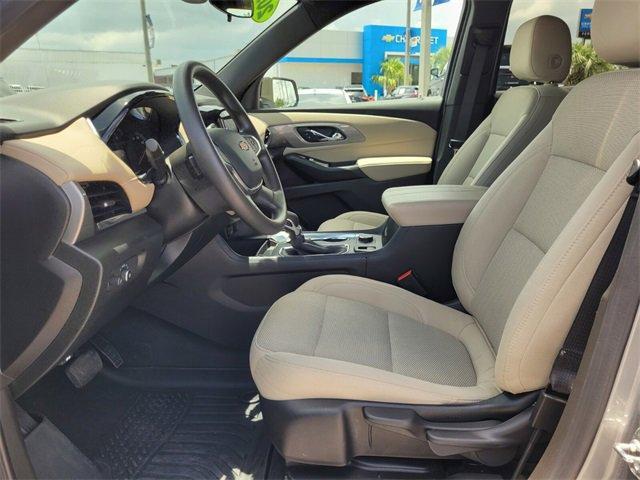used 2023 Chevrolet Traverse car, priced at $27,988