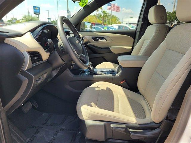 used 2023 Chevrolet Traverse car, priced at $23,988
