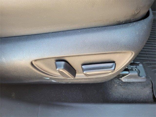 used 2023 Toyota Highlander car, priced at $27,988