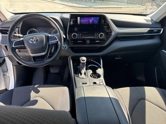 used 2023 Toyota Highlander car, priced at $32,987