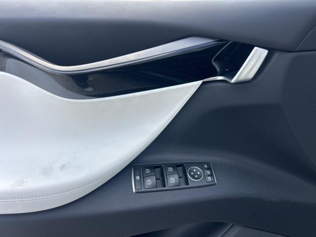 used 2020 Tesla Model X car, priced at $39,987