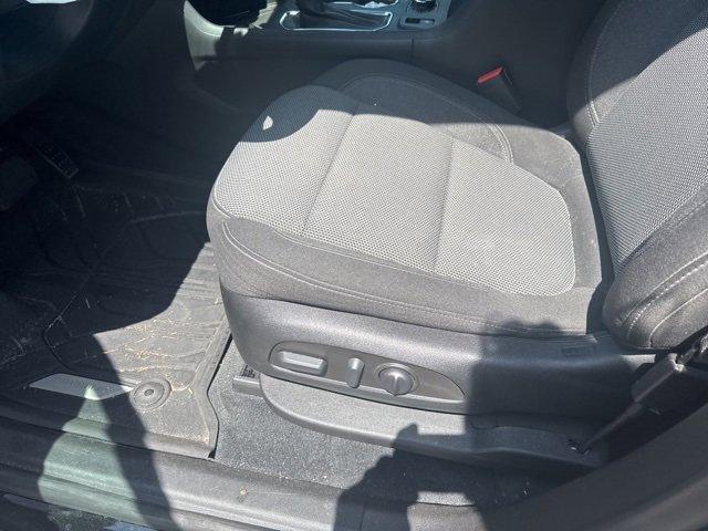 used 2023 Chevrolet Traverse car, priced at $29,988