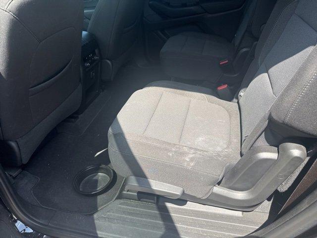 used 2023 Chevrolet Traverse car, priced at $29,988