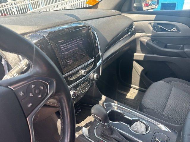 used 2023 Chevrolet Traverse car, priced at $29,988