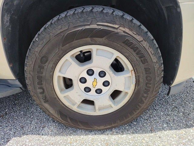 used 2007 Chevrolet Tahoe car, priced at $8,000