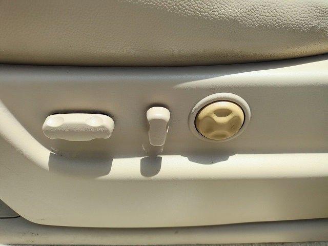 used 2007 Chevrolet Tahoe car, priced at $8,000