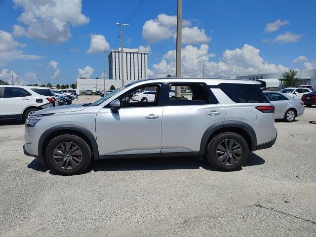 used 2022 Nissan Pathfinder car, priced at $22,987