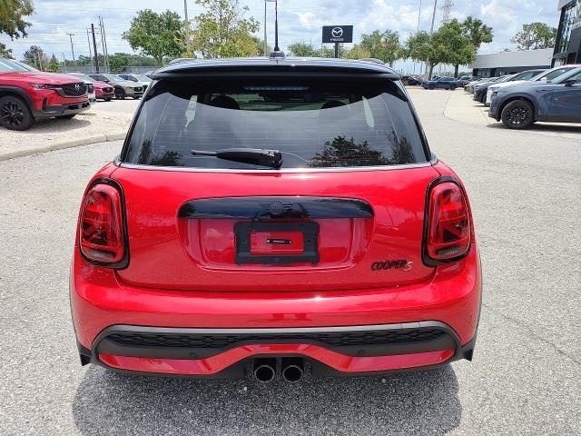 used 2024 MINI Hardtop car, priced at $26,987