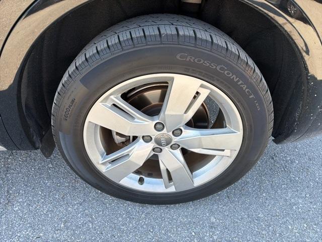 used 2018 Audi Q5 car, priced at $15,000