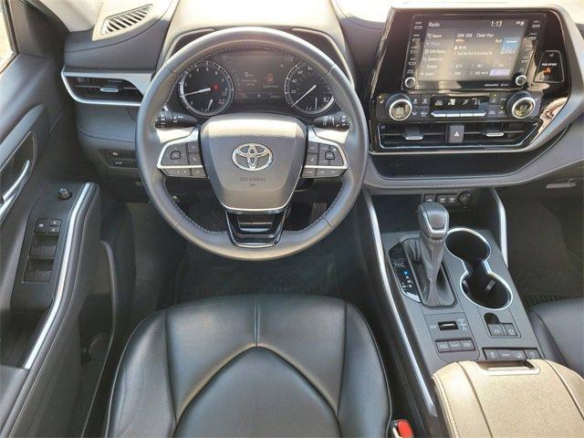 used 2021 Toyota Highlander car, priced at $31,988