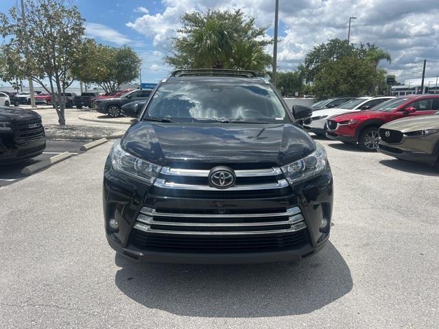 used 2017 Toyota Highlander car, priced at $21,987