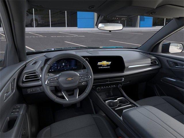 new 2025 Chevrolet Traverse car