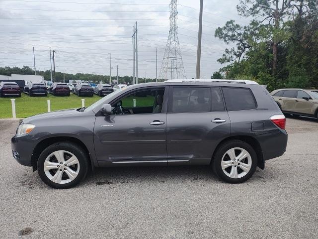 used 2010 Toyota Highlander car, priced at $10,000