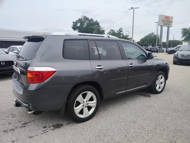 used 2010 Toyota Highlander car, priced at $10,000