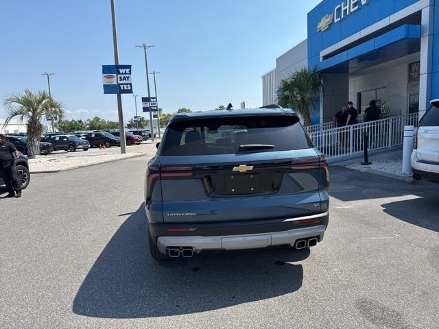used 2024 Chevrolet Traverse car, priced at $40,988