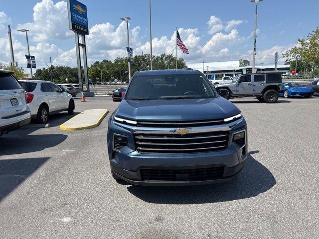 used 2024 Chevrolet Traverse car, priced at $40,988