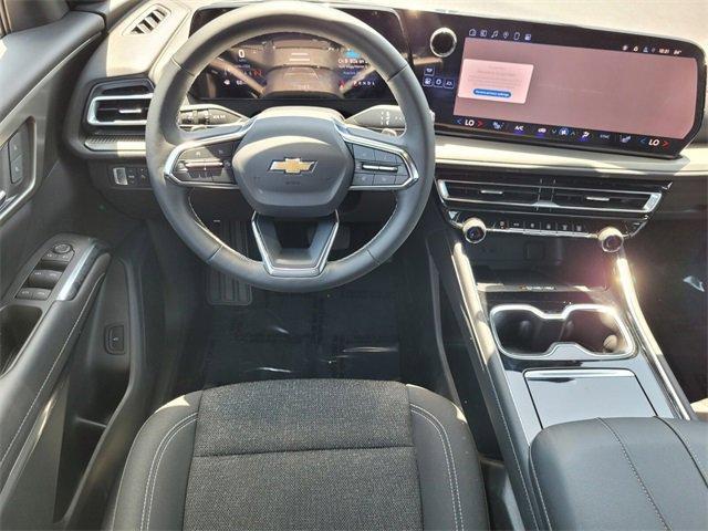 used 2024 Chevrolet Traverse car, priced at $40,988