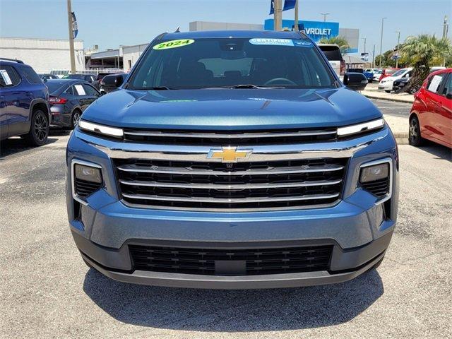 used 2024 Chevrolet Traverse car, priced at $40,988