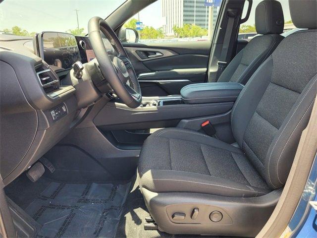 used 2024 Chevrolet Traverse car, priced at $40,988