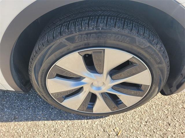 used 2021 Tesla Model Y car, priced at $23,987