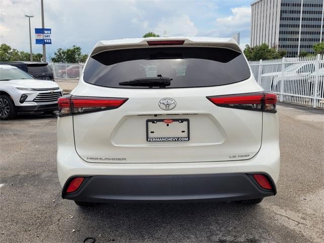 used 2020 Toyota Highlander car, priced at $26,988