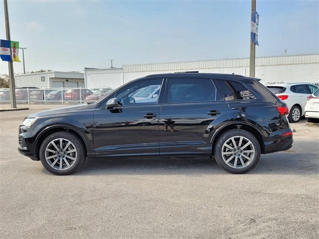 used 2024 Audi Q7 car, priced at $52,988