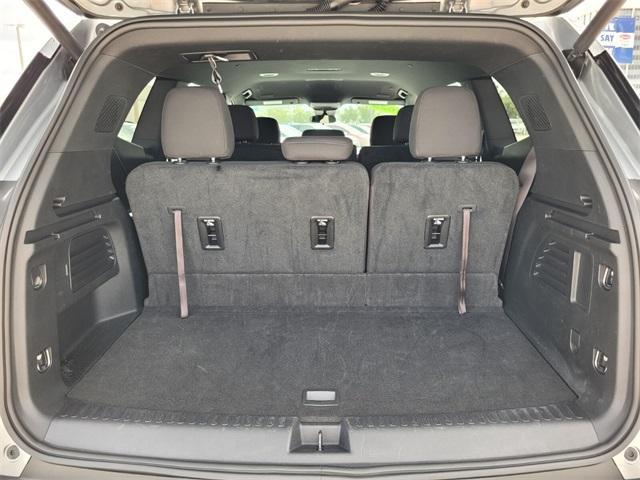 used 2025 GMC Acadia car, priced at $37,988