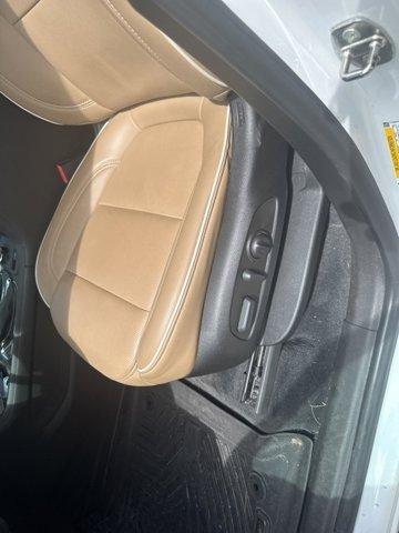 used 2022 Chevrolet Traverse car, priced at $31,988