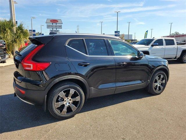 used 2021 Volvo XC40 car, priced at $26,888