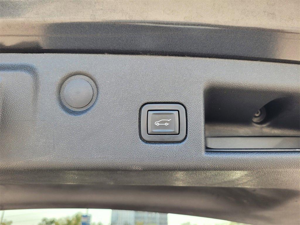 used 2018 Chevrolet Equinox car, priced at $13,488